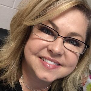 Meet your Posher, Denise